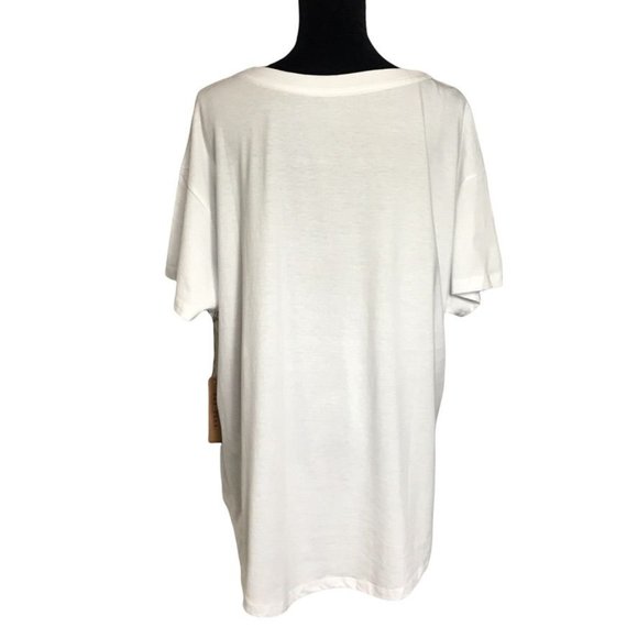 Rae Dunn Women's Short Sleeve T-Shirt - LOVE WINS  in White  - Size 2X - Picture 4 of 5